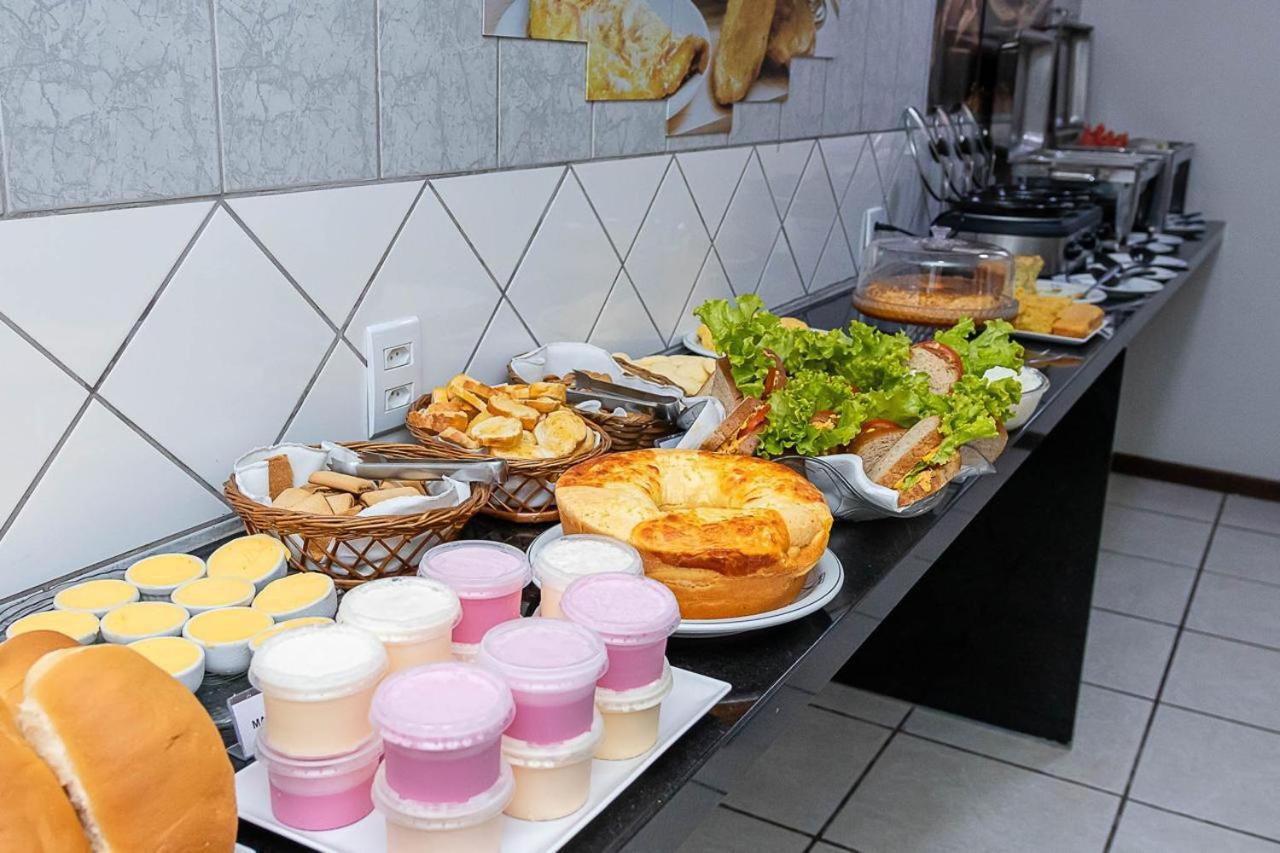 Inter Hotel Camburi  Bagian luar foto